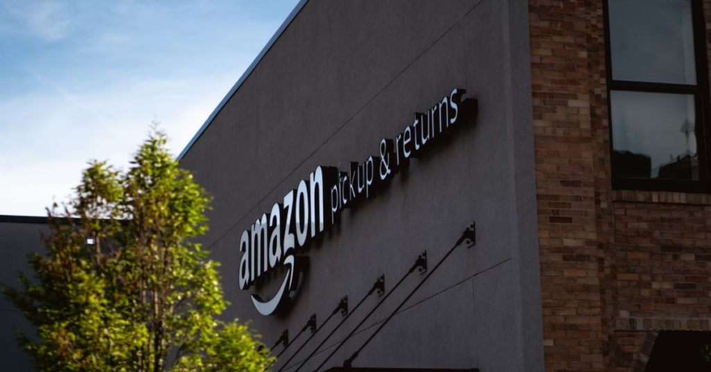 アマゾンジャパン合同会社 Amazon の平均年収は 口コミも紹介 転職するならワークファン